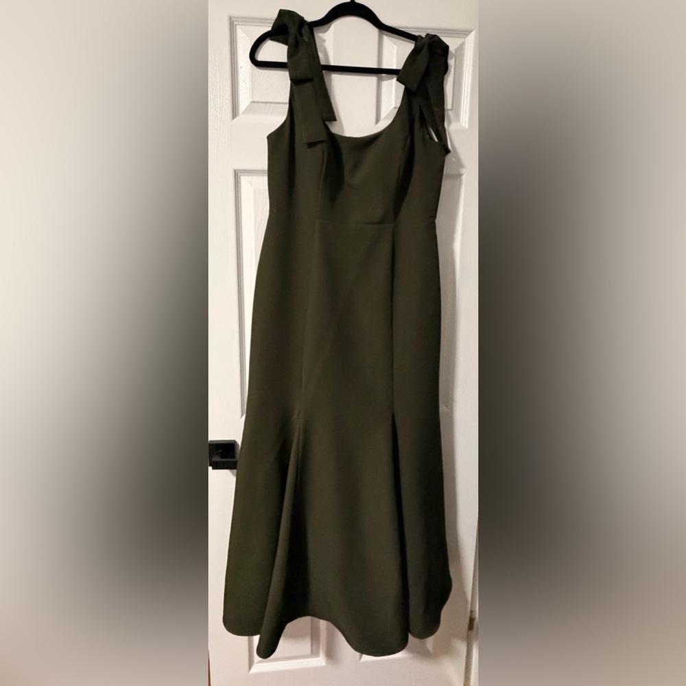 Nicole Crepe Revelry Dress